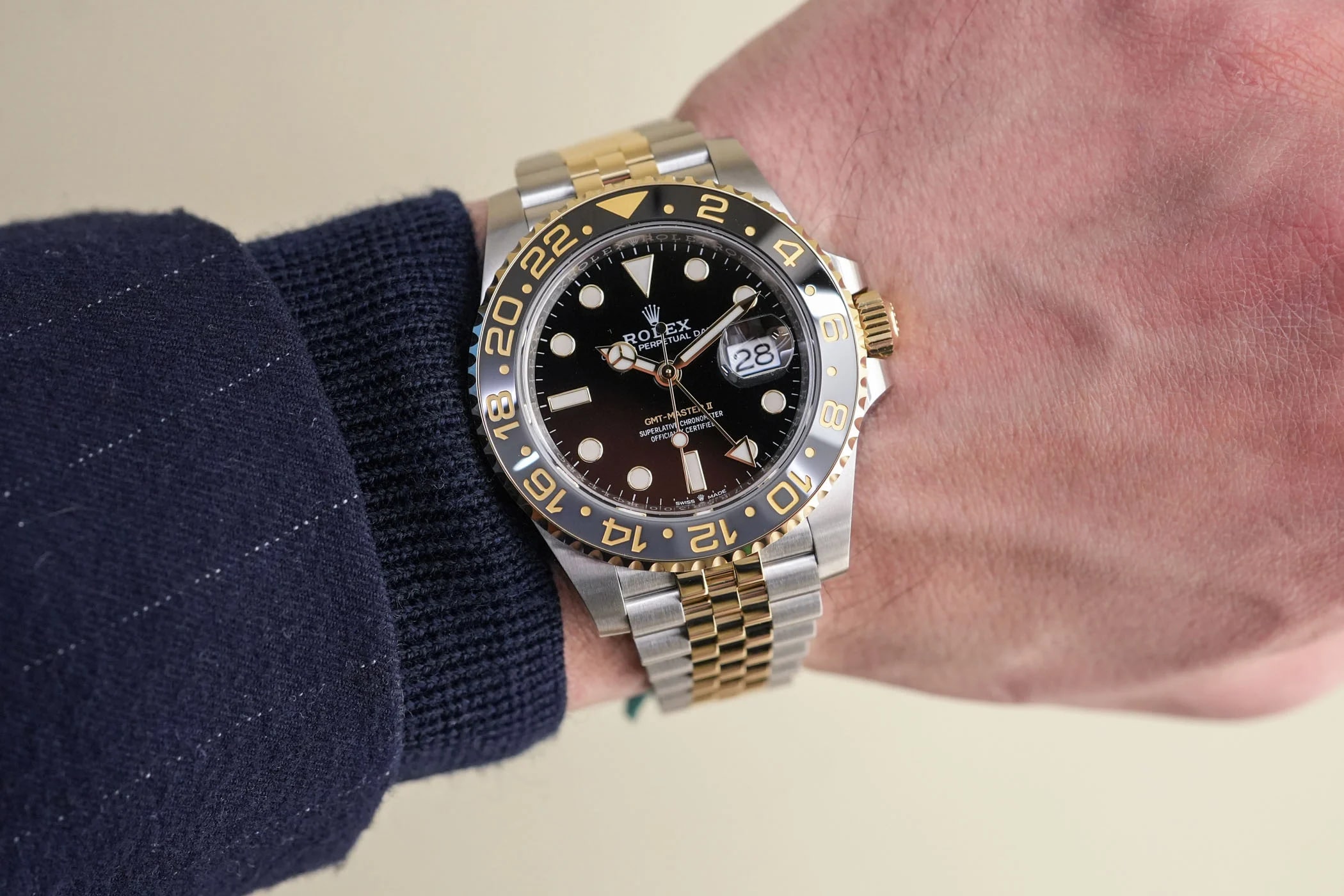 All-2023-Rolex-New-Models-Live-Photos-hands-on-New-2023-Rolex-GMT-Master-II-GRNR-Yellow-Gold-1.jpg