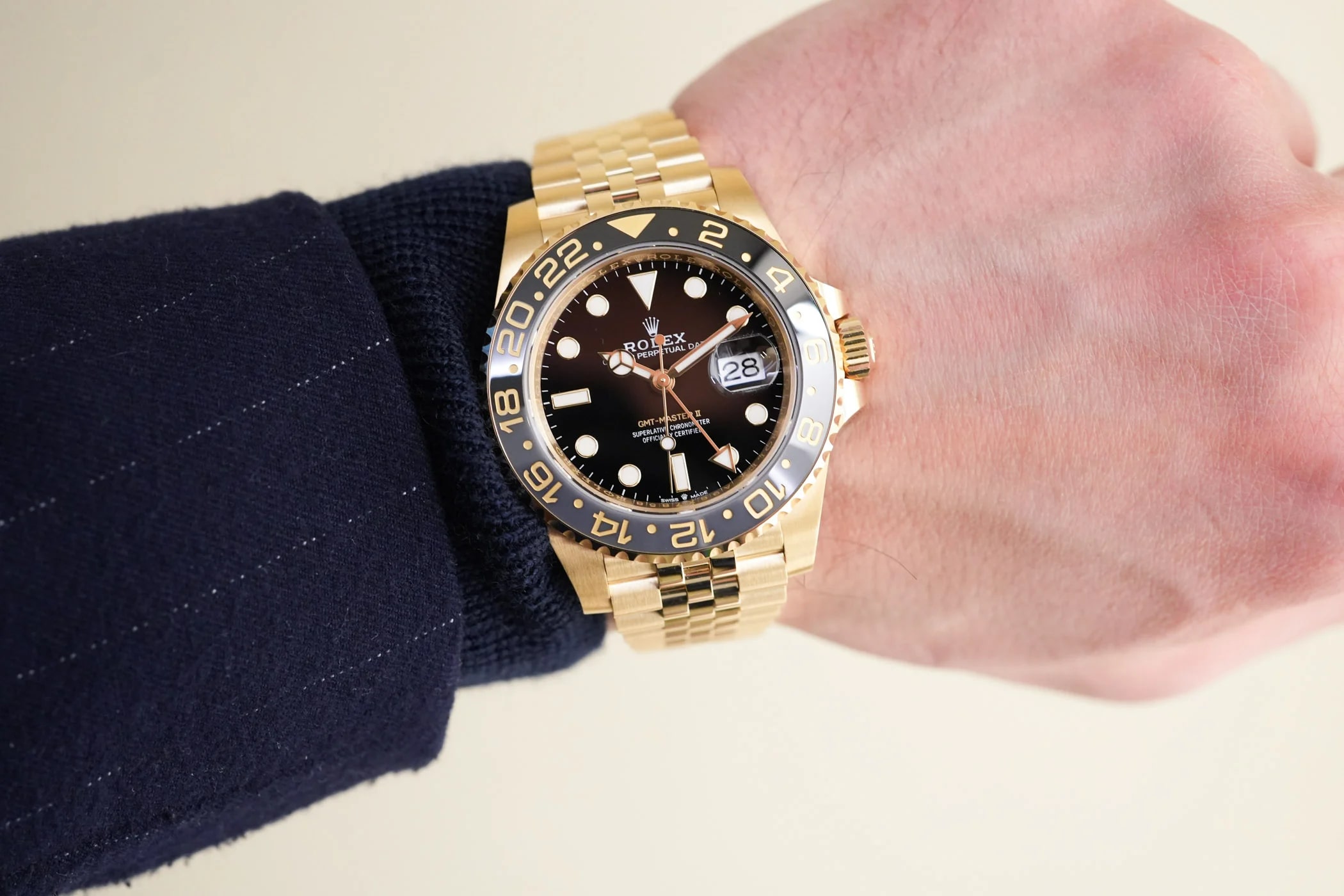 All-2023-Rolex-New-Models-Live-Photos-hands-on-New-2023-Rolex-GMT-Master-II-GRNR-Yellow-Gold-3.jpg